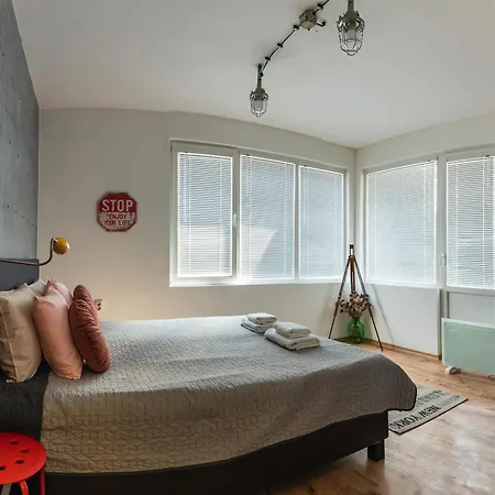 Urban Style In The Centre * Βάρνα