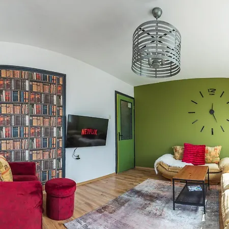 Urban Style In The Centre Appartement Varna